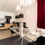 Nuit D'or - Royale Apartment Epernay