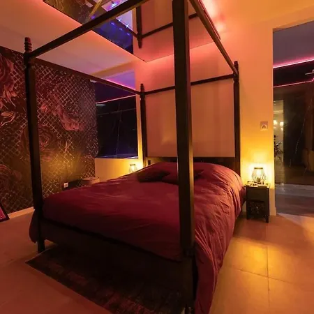 Nuit D'or - Royale Apartman *